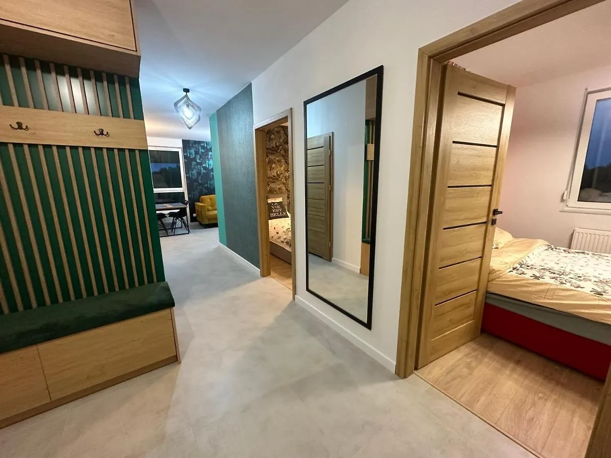 Avocado Apartment Wroclaw